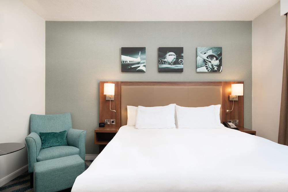 Hilton Garden London Heathrow Airport Hotel 4*